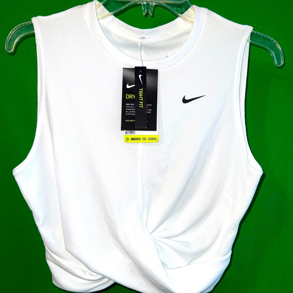 Nike Yoga Women’s Infinalon Cropped Dri-Fit Tank Top